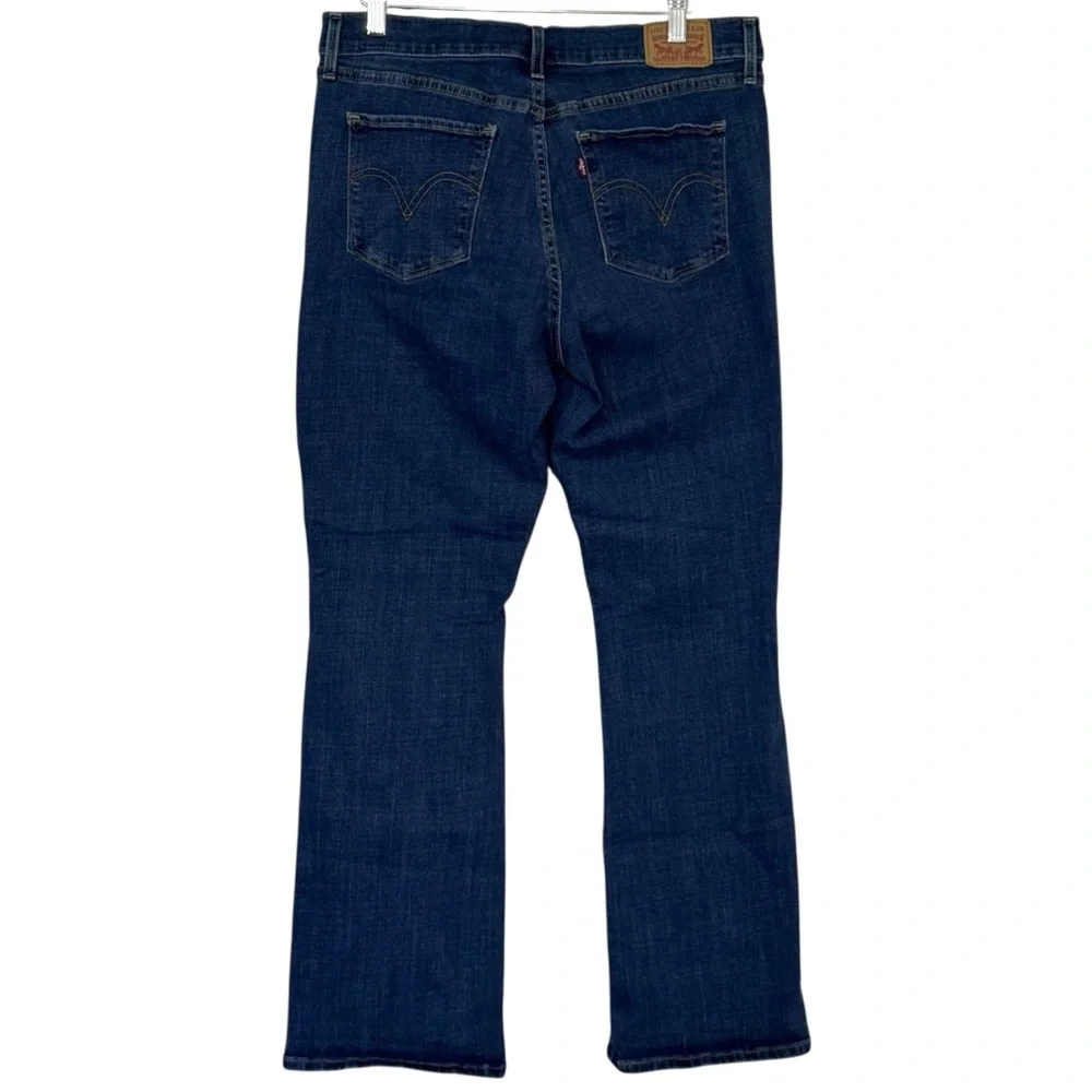 Levi’s Classic Bootcut Denim Jeans Women’s Size 12 Classic Relaxed Fit Western - Picture 2 of 9